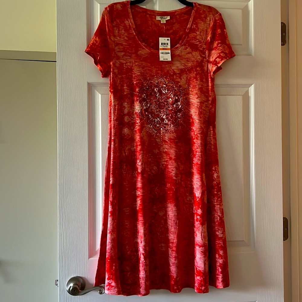 Small sized brand new Style & Co. dress, runs one size large.